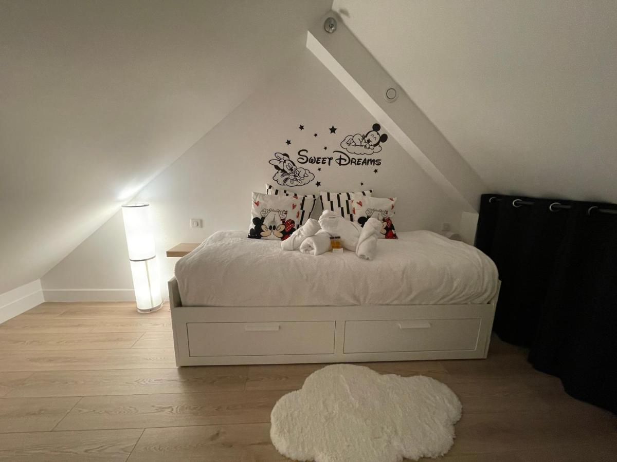 Paris House Villa Villejust Buitenkant foto